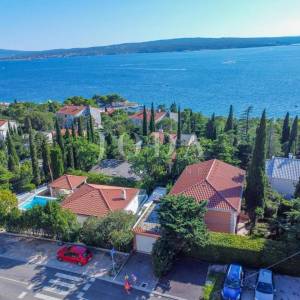 Obiteljska kuća blizu plaže