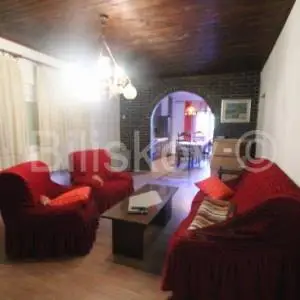 Omiš, Tugare prodaja samostojeća kuća 200 m2