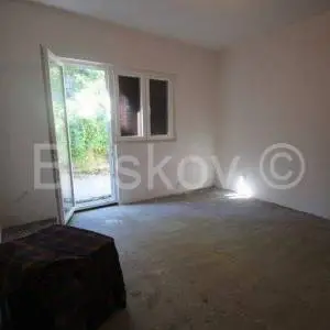 Omiš, Tugare prodaja samostojeća kuća 200 m2