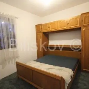 Omiš, Tugare prodaja samostojeća kuća 200 m2