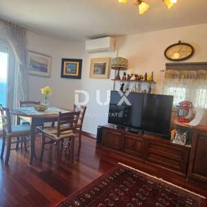 OPATIJA, CENTAR - 2S +DB, 75m2 mjesto gdje svaki dan počinje pogledom na more