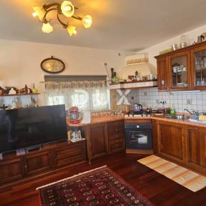 OPATIJA, CENTAR - 2S +DB, 75m2 mjesto gdje svaki dan počinje pogledom na more
