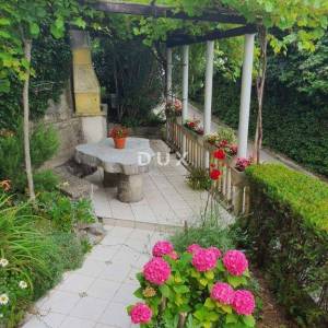 OPATIJA, CENTAR – dugoročni najam s pogledom na more, parking, centar Opatije