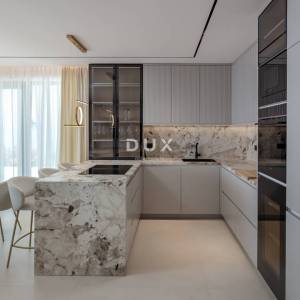 OPATIJA, CENTAR - luksuzna rezidencija za dugoročni najam s vlastitim bazenom i garažom