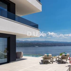 OPATIJA, CENTAR - luksuzna rezidencija za dugoročni najam s vlastitim bazenom i garažom