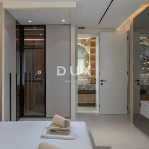 OPATIJA, CENTAR - luksuzna rezidencija za dugoročni najam s vlastitim bazenom i garažom