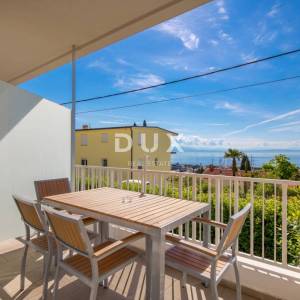OPATIJA, IČIĆI – moderan stan za dugoročni najam s bazenom i panoramskim pogledom na more