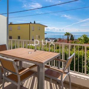 OPATIJA, IČIĆI – moderan stan za dugoročni najam s bazenom i panoramskim pogledom na more