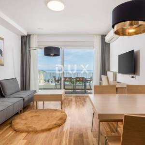 OPATIJA, IČIĆI – moderan stan od 66 m² za dugoročni najam, s bazenom i panoramskim pogledom na more