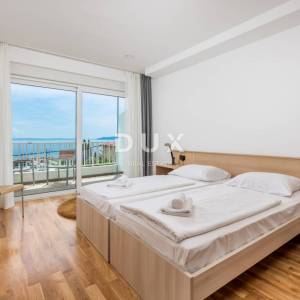 OPATIJA, IČIĆI – moderan stan od 66 m² za dugoročni najam, s bazenom i panoramskim pogledom na more