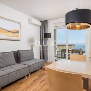 OPATIJA, IČIĆI – moderan stan od 51 m² za dugoročni najam, s bazenom i panoramskim pogledom na more