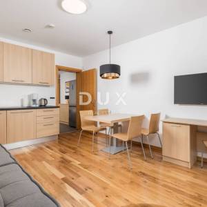 OPATIJA, IČIĆI – moderan stan od 46 m² za dugoročni najam, s bazenom i panoramskim pogledom na more