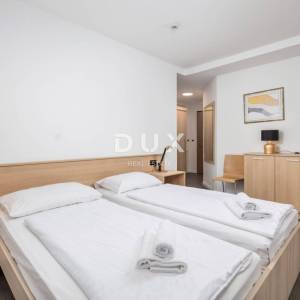 OPATIJA, IČIĆI – moderan stan od 46 m² za dugoročni najam, s bazenom i panoramskim pogledom na more