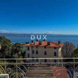 OPATIJA, LOVRAN- prekrasna prilika za kupnju povijesnog stana u vili, drugi red do mora, terasa i pogled