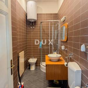 OPATIJA, LOVRAN- prekrasna prilika za kupnju povijesnog stana u vili, drugi red do mora, terasa i pogled