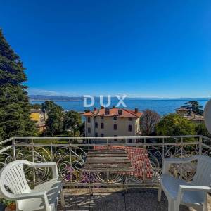 OPATIJA, LOVRAN- prekrasna prilika za kupnju povijesnog stana u vili, drugi red do mora, terasa i pogled