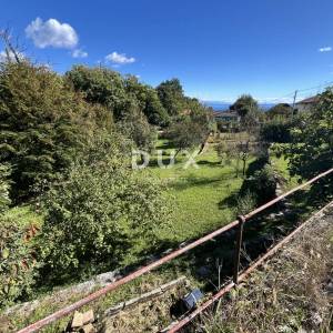 OPATIJA, POLJANE -  autentična starina na 1333 m² zemljišta s pogledom na more!