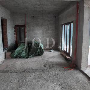 Opatija samostojeća kuća na lijepoj lokaciji