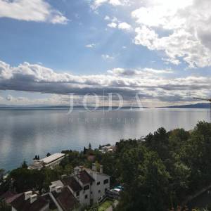 Opatija samostojeća kuća na lijepoj lokaciji