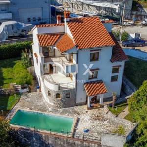 OPATIJA - samostojeća kuća s bazenom i kvalitetnom okućnicom, privatnost i predivan pogled na more