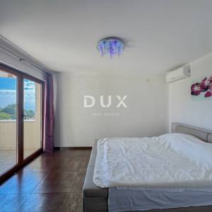 OPATIJA - samostojeća kuća s bazenom i kvalitetnom okućnicom, privatnost i predivan pogled na more