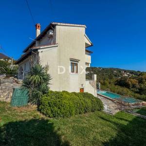 OPATIJA - samostojeća kuća s bazenom i kvalitetnom okućnicom, privatnost i predivan pogled na more