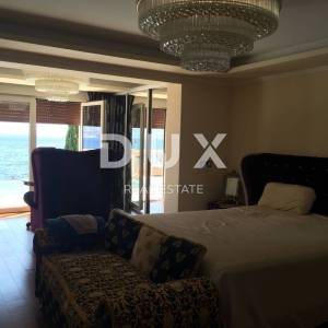 OPATIJA - villa sa bazenom 1. red do mora - unikatna nekretnina na tržištu!