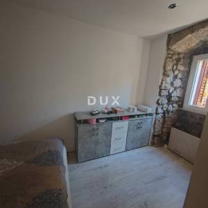 OPATIJA, VOLOSKO - elegantna nekretnina s dva stana na korak od mora, 87m2