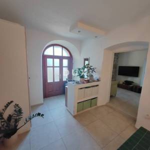OPATIJA, VOLOSKO - elegantna nekretnina s dva stana na korak od mora, 87m2