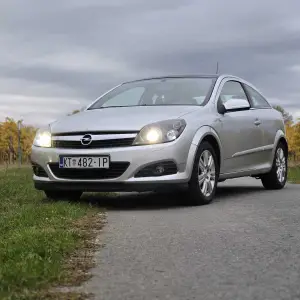 Opel Astra GTC