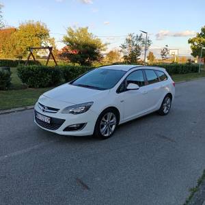 Opel Astra J 1.7 96kw