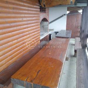 Oroslavje/Andraševec klet sa zemljištem 1710 m2
