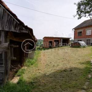 Oroslavje/Andraševec/6787m2 parcela sa legalnom kućom/POVOLJNO!