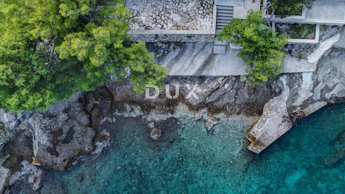 OTOK BRAČ, SELCA - LOKACIJA - Kuća 1.red do mora!! - SAMO KOD NAS!