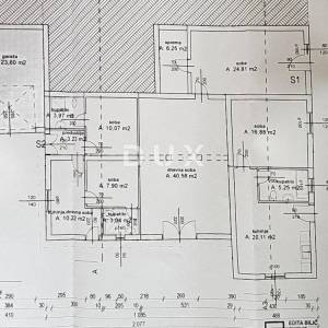 OTOK BRAČ, SUMARTIN - Apartmanska kuća u kamenu s garažom 2.red do mora