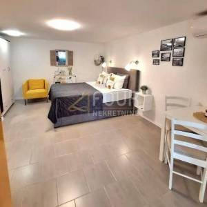 Otok Krk, 1s+db, 39.73m2, okućnica