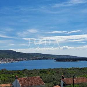 Otok Krk - apartmanska kuća s prekrasnim pogledom na more