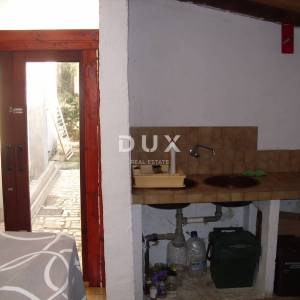 OTOK KRK, GRAD KRK - Apartman u prizemlju 200 m od mora