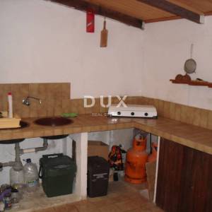 OTOK KRK, GRAD KRK - Apartman u prizemlju 200 m od mora