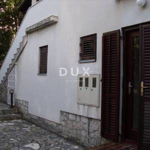 OTOK KRK, GRAD KRK - Apartman u prizemlju 200 m od mora