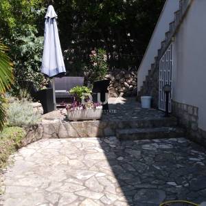 OTOK KRK, GRAD KRK - Kuća sa 2 apartmana 200 m od mora