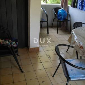 OTOK KRK, GRAD KRK - Kuća sa 2 apartmana 200 m od mora