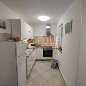 Otok Krk, Klimno, 59.88m2, 2s+db, terasa