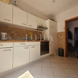 Otok Krk - kuća prvi red do mora