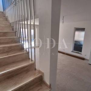 Otok Krk - kuća s bazenom
