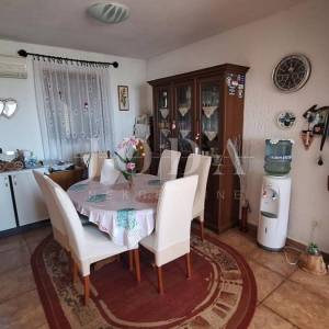 Otok Krk, Malinska, apartmanska kuća s pogledom na more