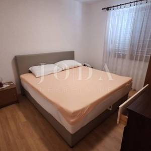 Otok Krk, Malinska, apartmanska kuća s pogledom na more