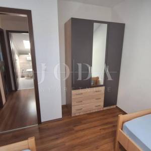 Otok Krk, Malinska, apartmanska kuća s pogledom na more