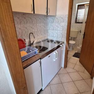 Otok Krk, Malinska, apartmanska kuća s pogledom na more