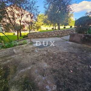 OTOK KRK, MALINSKA - Apartman s parkingom 30 m od mora